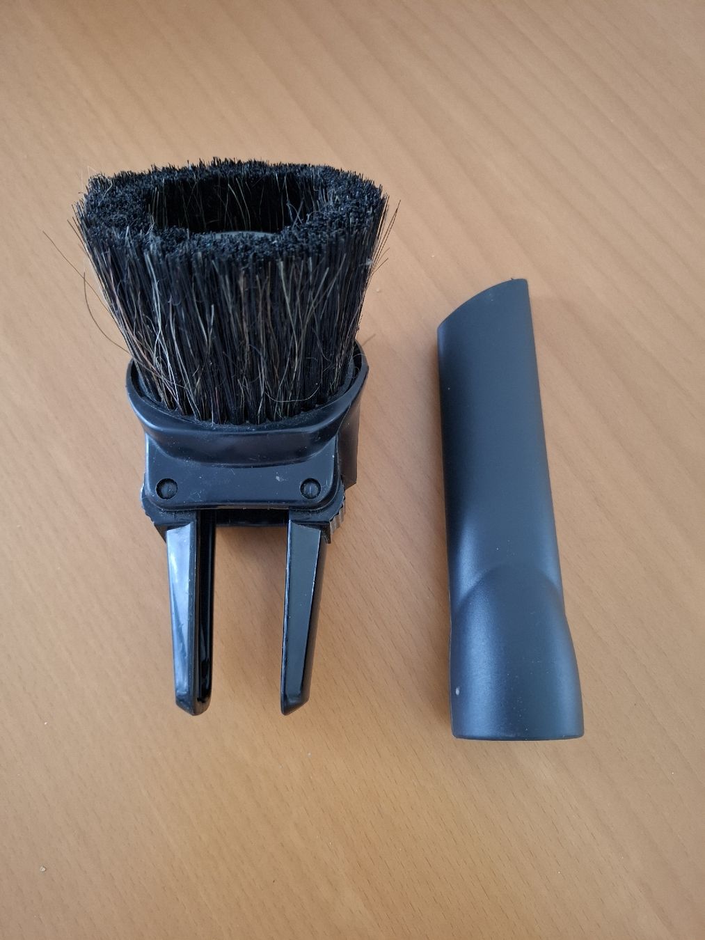 Aspirapolveri & Accessori: Staubsauger Zubehör – Usato da Münchenbuchsee venduto da Cori1968