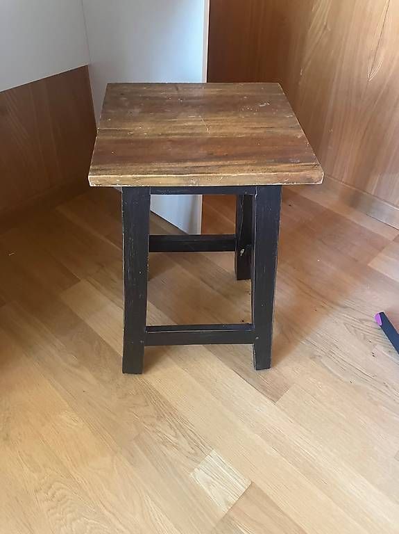 Ikea Schreibtische: Arbeitstisch Bürotisch mit Stuhl – Gebraucht aus Simplon Dorf von fraueulalia 1