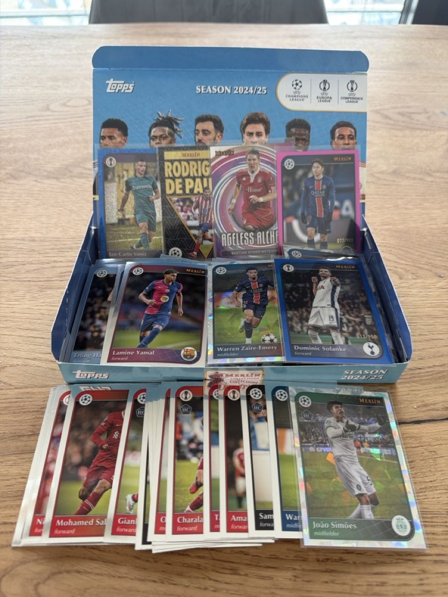 Topps Carte collezionabili: Topps Merlin 2024/2025 Bundel – Nuovo (secondo la descrizione) da Basel venduto da sim_dq7j
