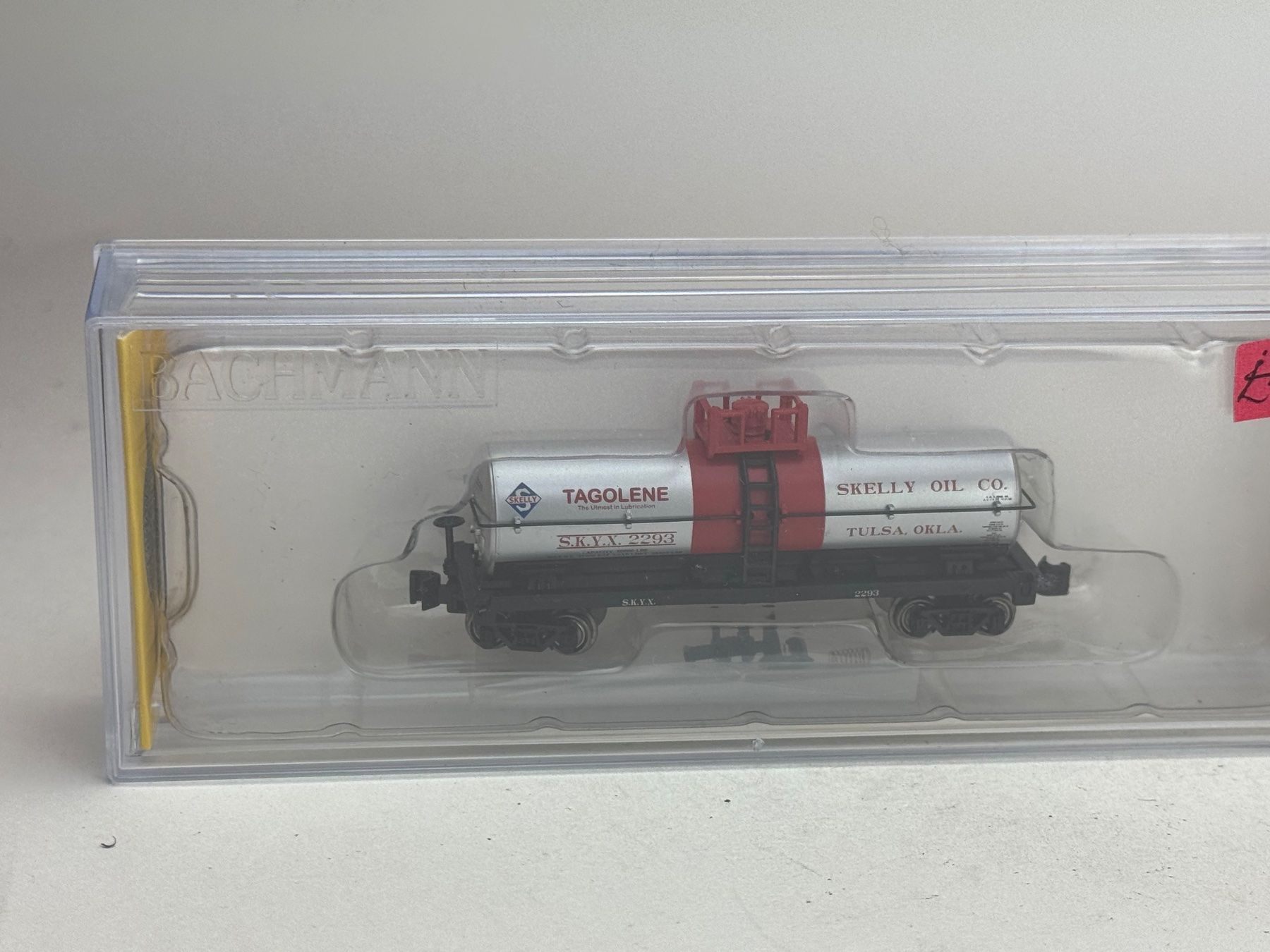 Modellini di ferrovie: EX-  Bachmann Kesselwagen Tagolene – Usato da Elm venduto da Wikmtz