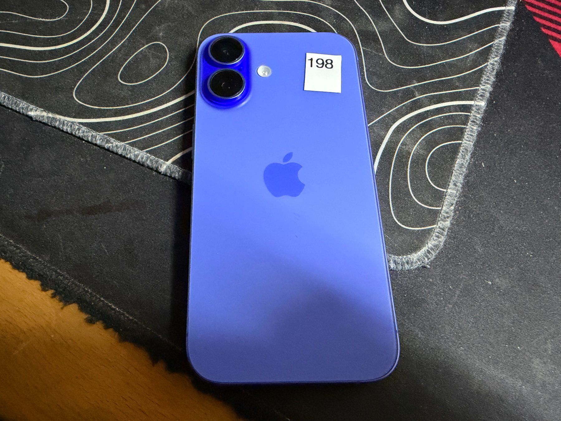 Apple Handys / Smartphones: Iphone 16 128Gb#198 – Gebraucht aus Au SG von bah_6f5w 1