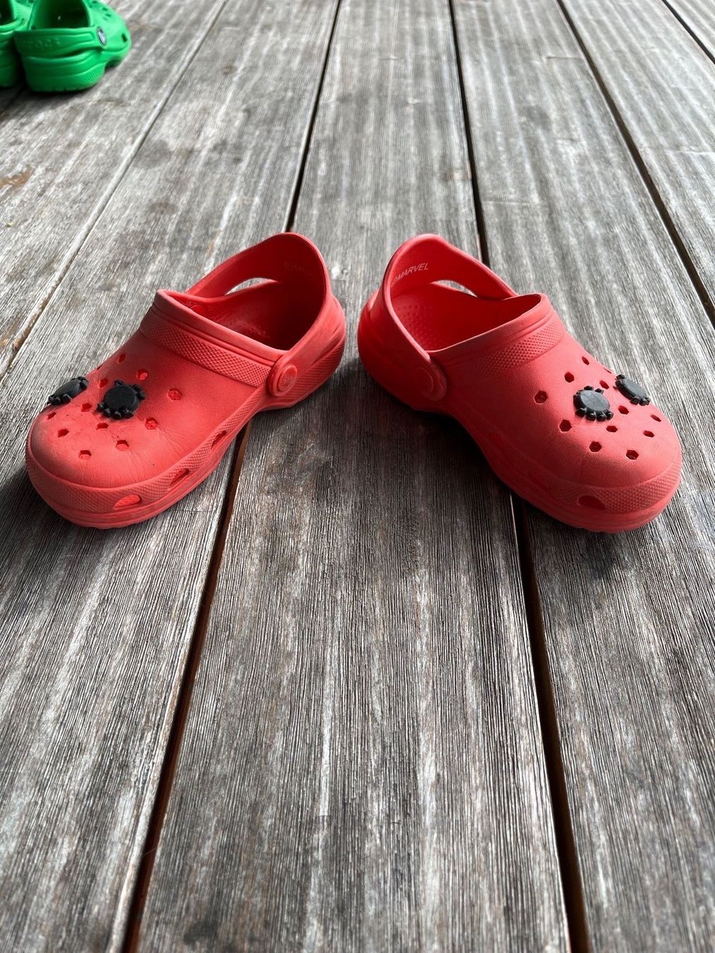 Chaussures garçon: Kinder-Clogs Spider Man – D'occasion à Buckten par S.Bachmann83 3