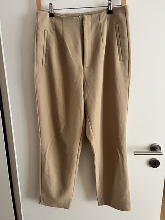 Elegante Stoffhose in Beige