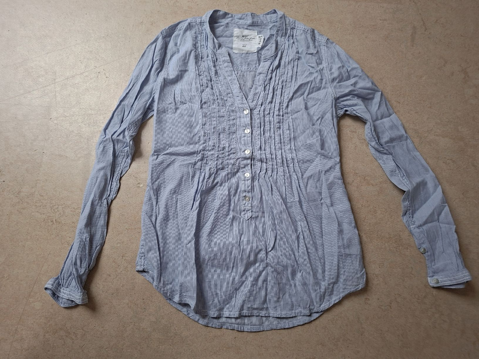 H&M Camicette: H&M Bluse, Gr. 34, hellblau fein gestreift – Usato da Klingnau venduto da vollmond36 4