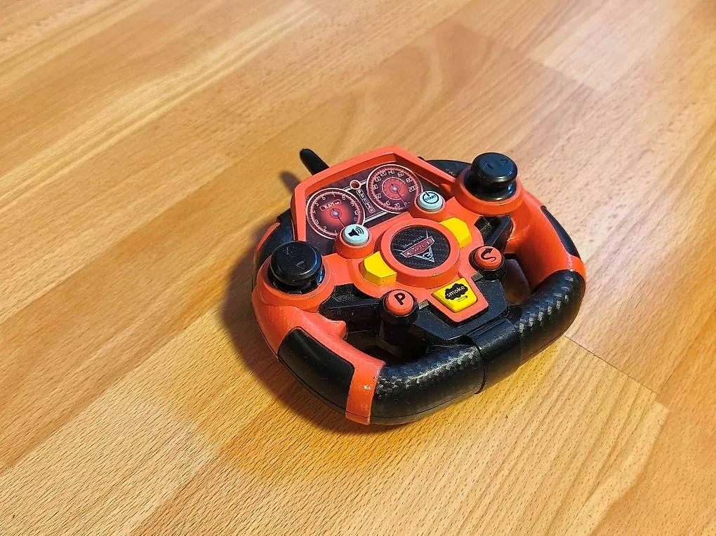 Dickie Toys Modellismo RC: Voiture télécommandée Flash McQueen – Usato da Onex venduto da nightwalker022 2