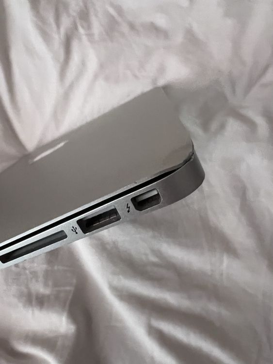 Apple Notebook: Macbook Air 13" (2015) – Usato da Rifferswil venduto da lunaamoon 6