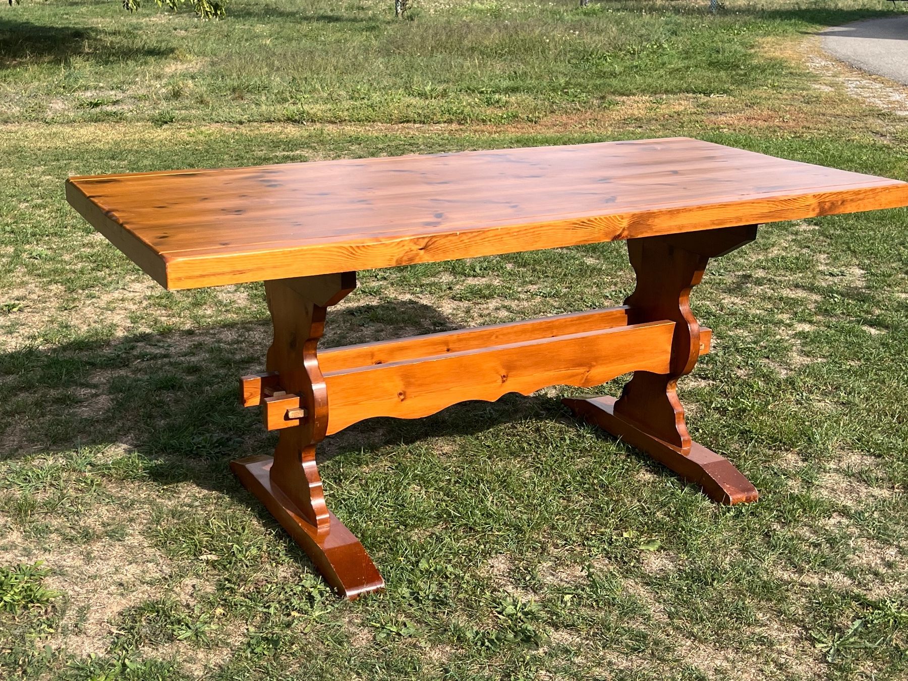 Tische: Tisch Massiv Holz – Gebraucht aus Allmendingen b. BE von juair