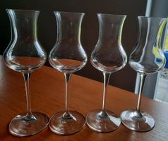4 Verres à liqueur tulipe vintage