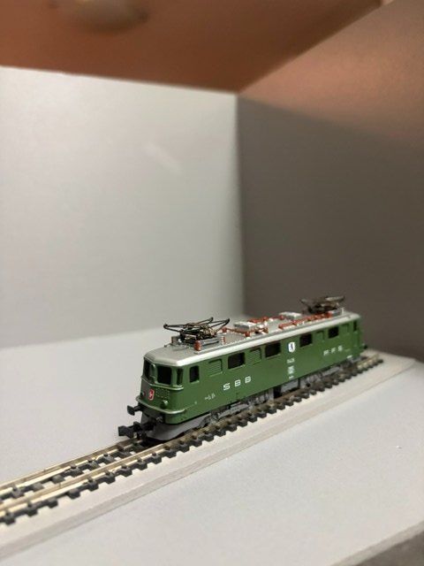 Trix Modellini di ferrovie: Minitrix SBB Ae 6/6 Spur N – Usato da Rudolfstetten venduto da saniwiden 1