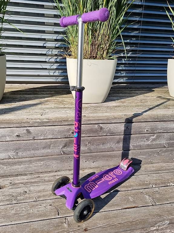 Micro Kickboard: Kinder Kickboard von Micro Maxi mit LED – Usato da Münchwilen venduto da dila77 1