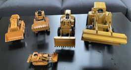 Miniature machine caterpillars et Fiat divers échelle 