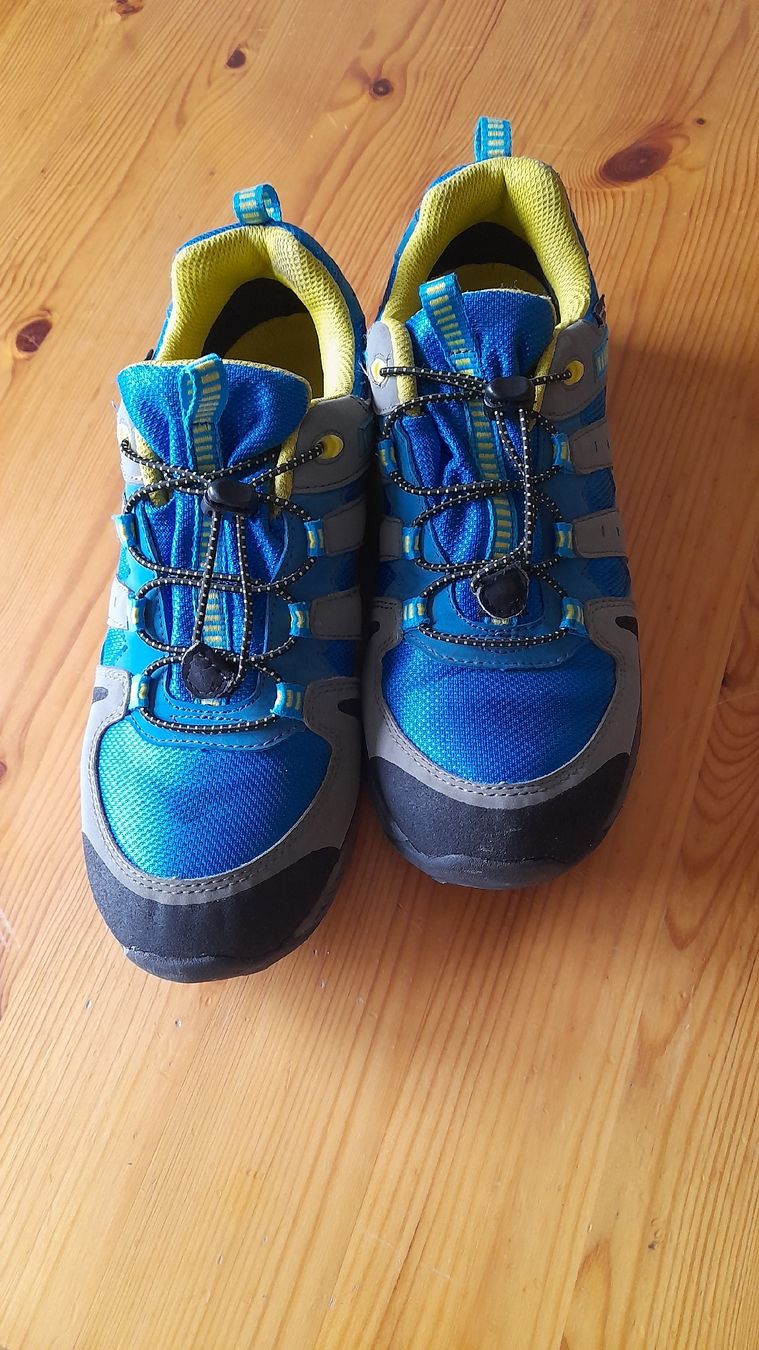 Scarpe da uomo: Turnschuhe gr. 38 Sympatex – Usato da Nesslau venduto da Churfirsten08