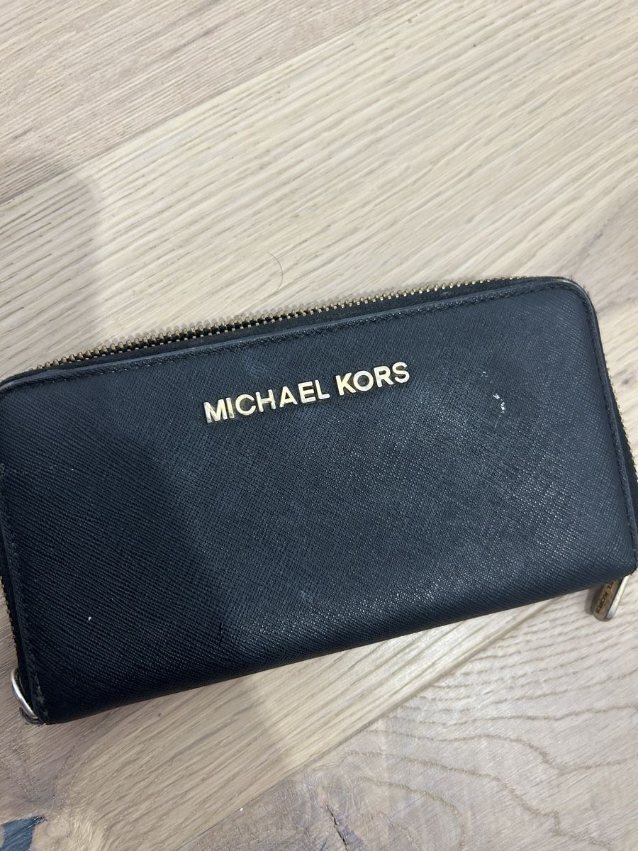 Michael Kors Portemonnaie: Original Michael Kors Portemonnaie – Gebraucht aus Wolfhausen von eil_jc5j 1