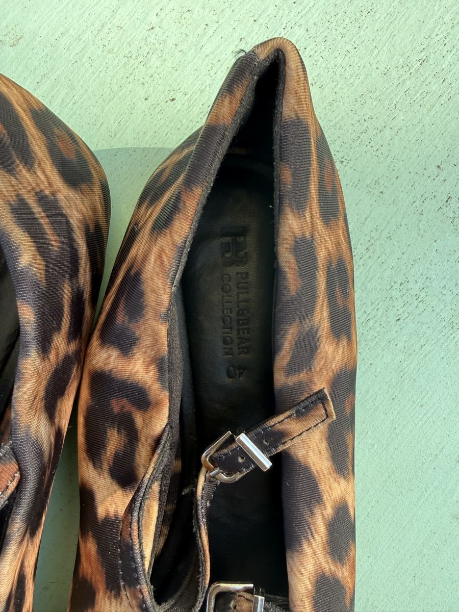 Scarpe da donna: Ballerinas mit Leo-Muster Grösse 40, gebraucht – Usato da Maur venduto da Marie.5 1