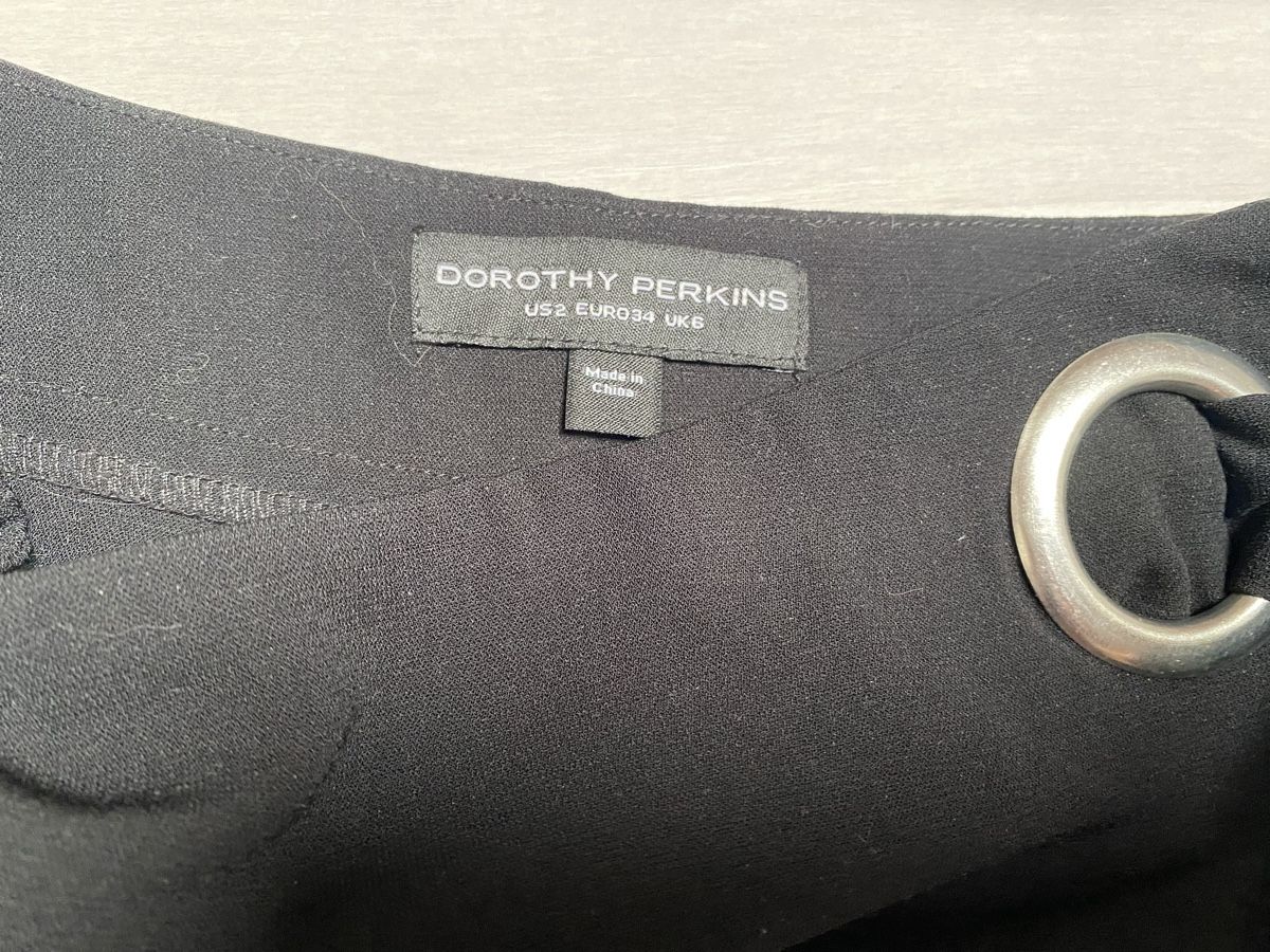 Dorothy Perkins Pantaloni: Shorts mit Jupeteil xs – Usato da Steckborn venduto da smilla70 3