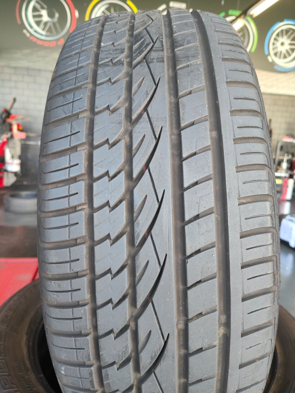 Continental Pneumatici & Ruote complete: 265/50 R20 Sommerreifen – Usato da Oberengstringen venduto da Reifen-Lagerverkauf 1