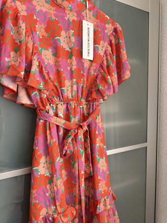Blumenkleid Twisted Wunder Grösse 10 Neu mit Etikett