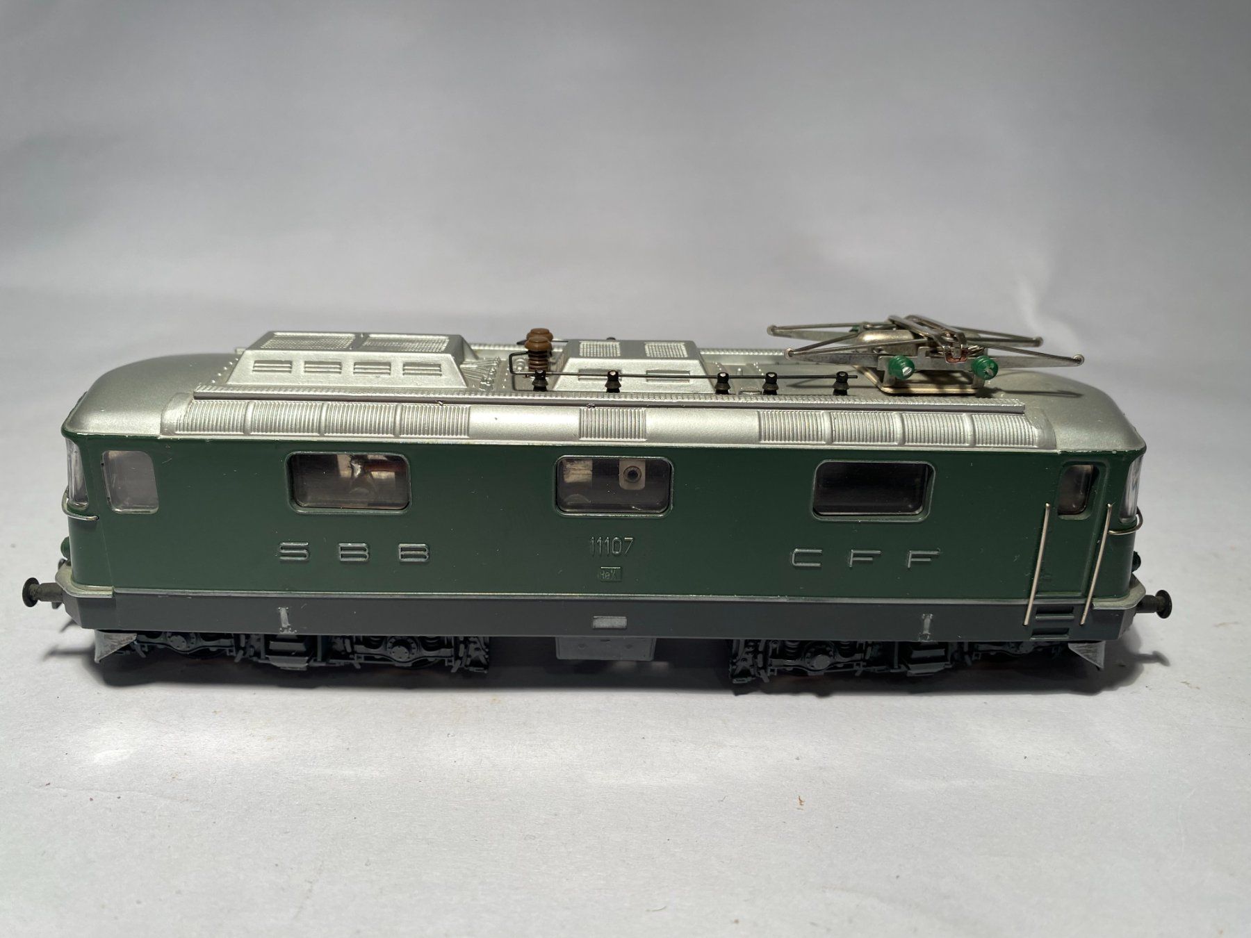 Hag Modelleisenbahnen: HAG E-Lok RE4/4 SBB grün, DC Analog – Gebraucht aus Buchrain von Modellbahn11 1