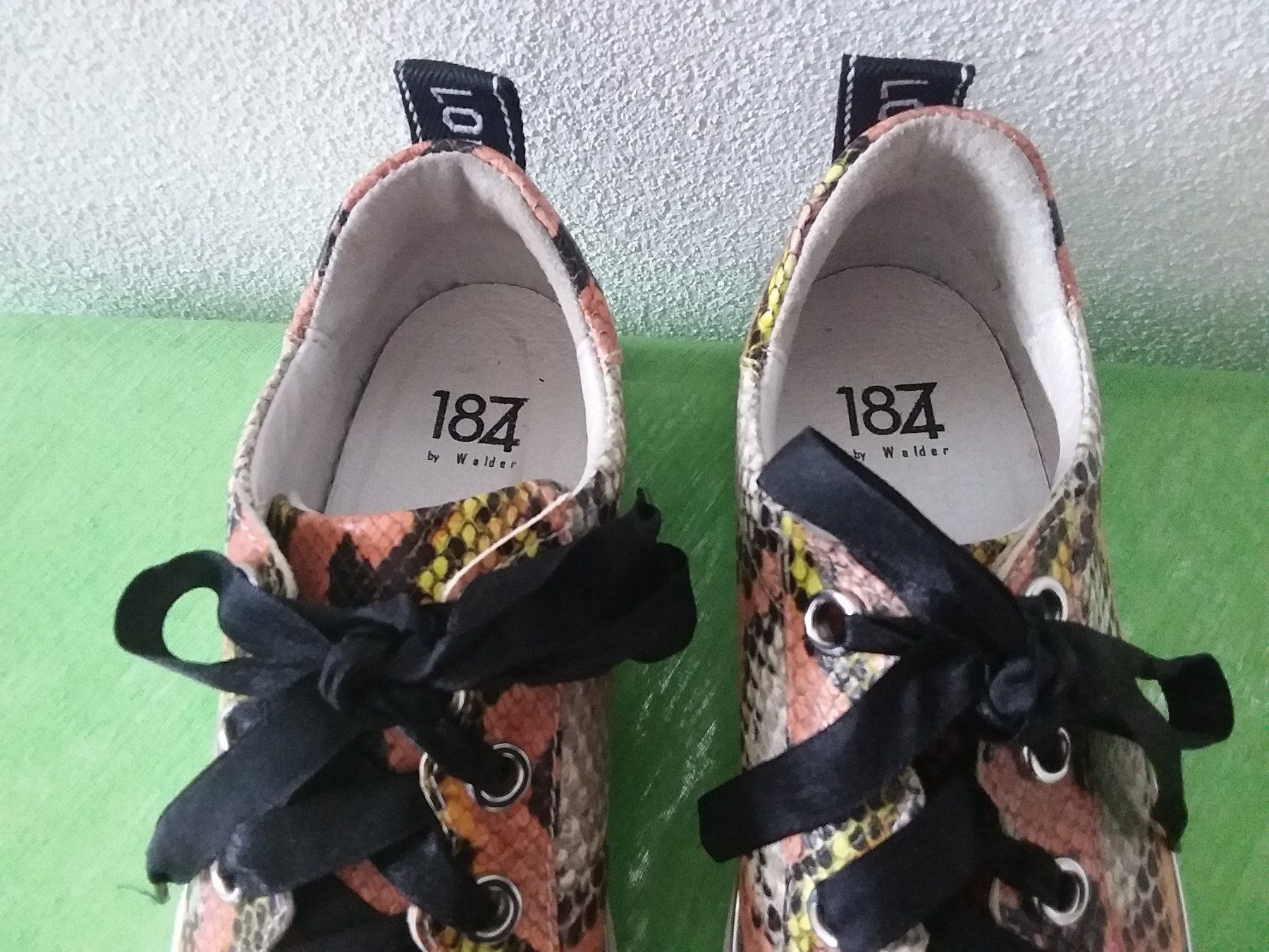 Walder Scarpe da donna: 1874 by Walder, Sneakers, Gr 37, Schlangenmuster – Usato da Uitikon Waldegg venduto da Risibisi7 3