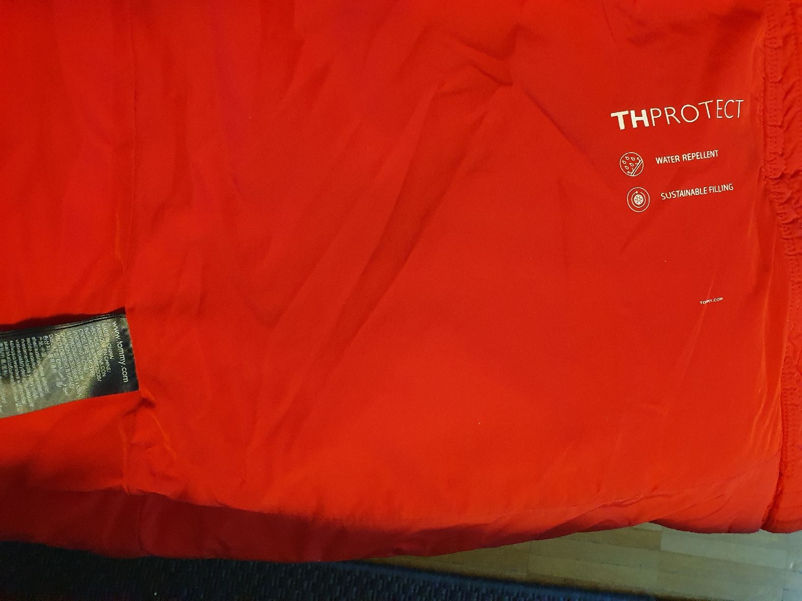 Tommy Hilfiger Giacche: Tommy Hilfiger Daunenjacke rot Grösse S – Usato da Laufenburg venduto da megane1959 5