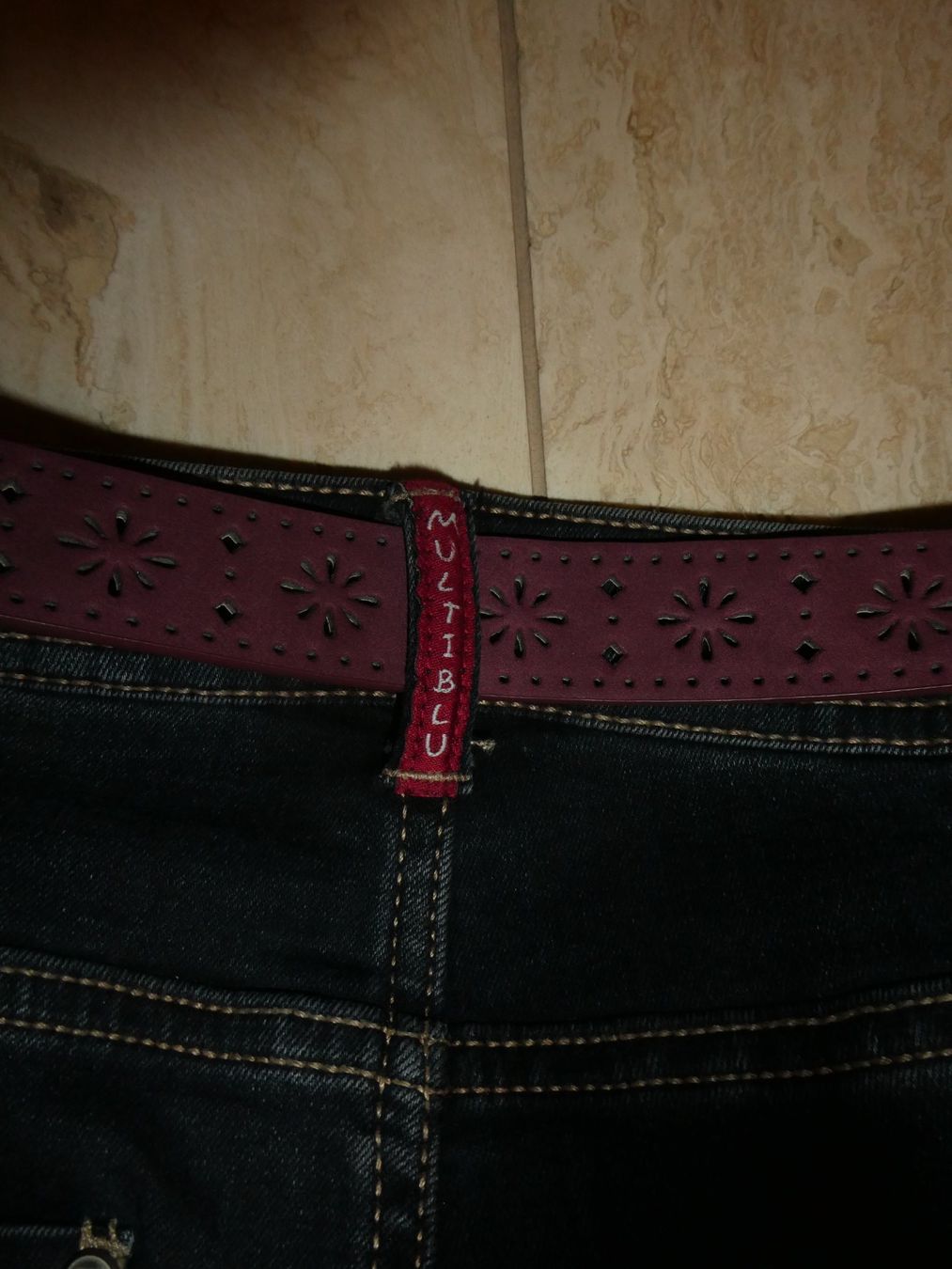 Jeans: Jeans dunkelblau mit Gürtel – Nuovo (secondo la descrizione) da Mels venduto da KOSL 3