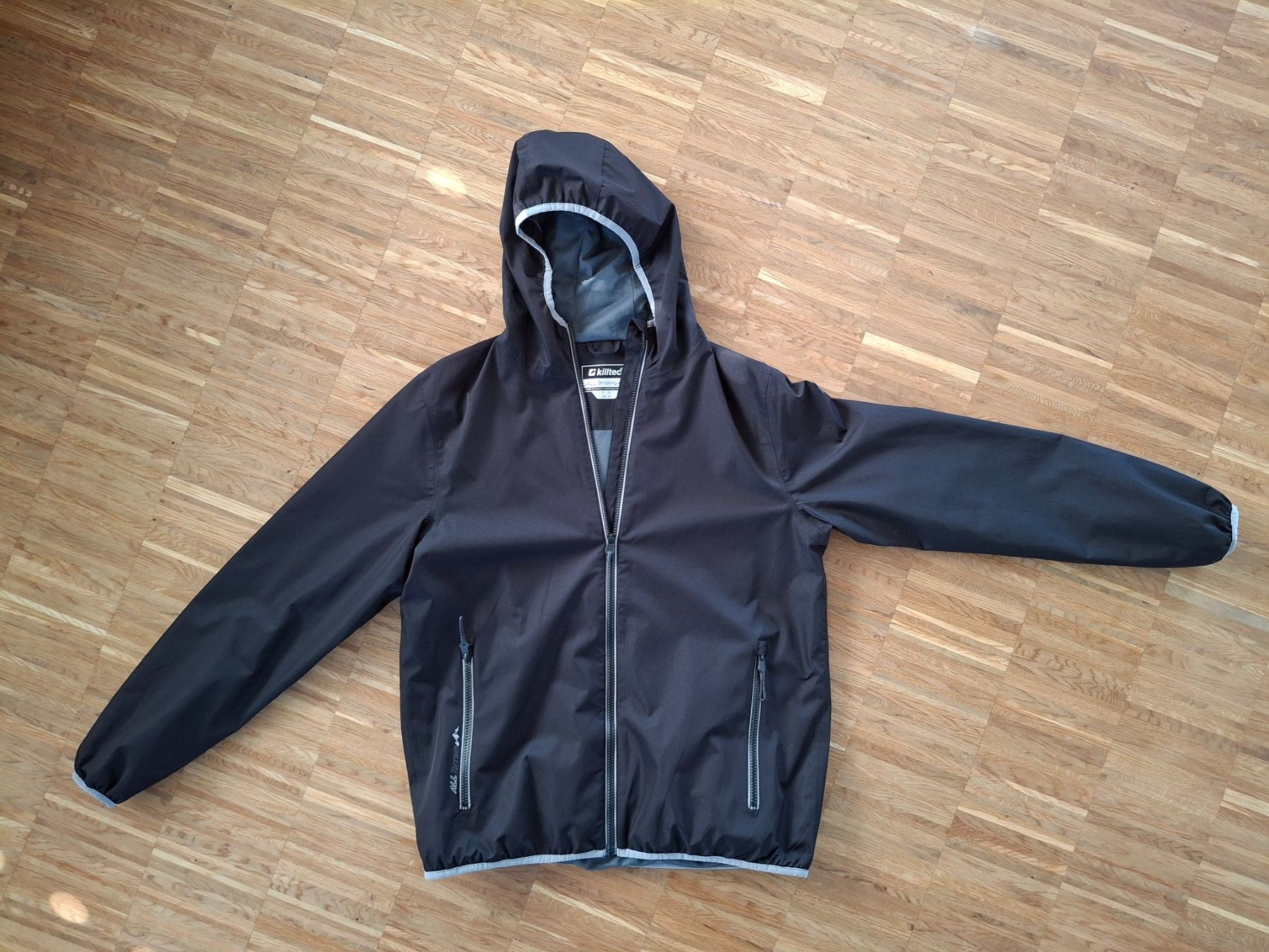 Killtec Jacken: Regenjacke Killtec Gr. M schwarz – Gebraucht aus Emmenbrücke von ruf_fsy9