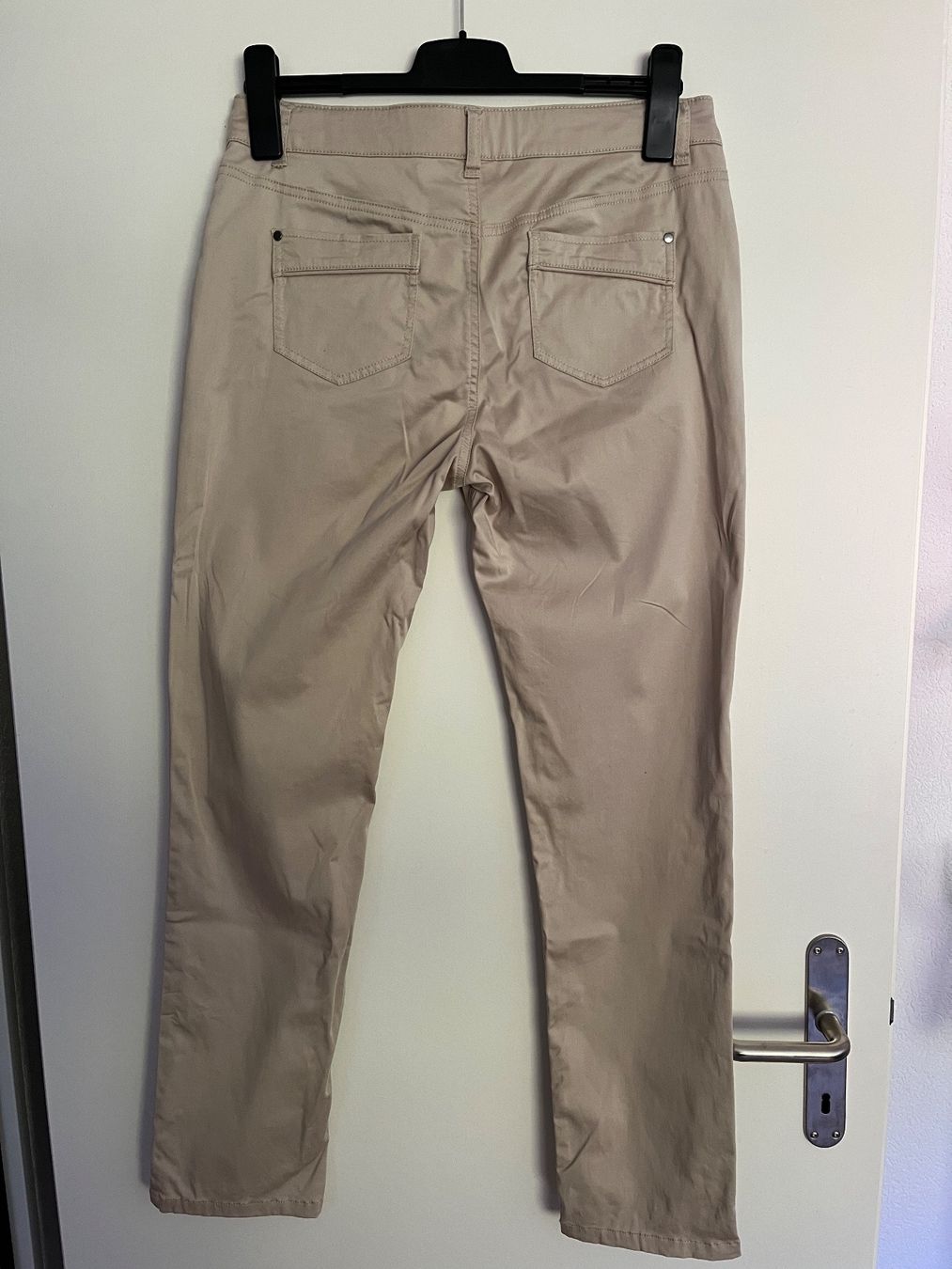 Pantalons: Hose beige – Neuf avec emballage d'origine à Eichberg par Jaasaa96 1