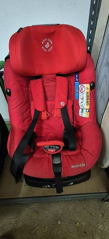 Maxi-Cosi Auto-Kindersitze: Siège auto Maxi-cosi rouge – Gebraucht aus Cartigny von Em81 1