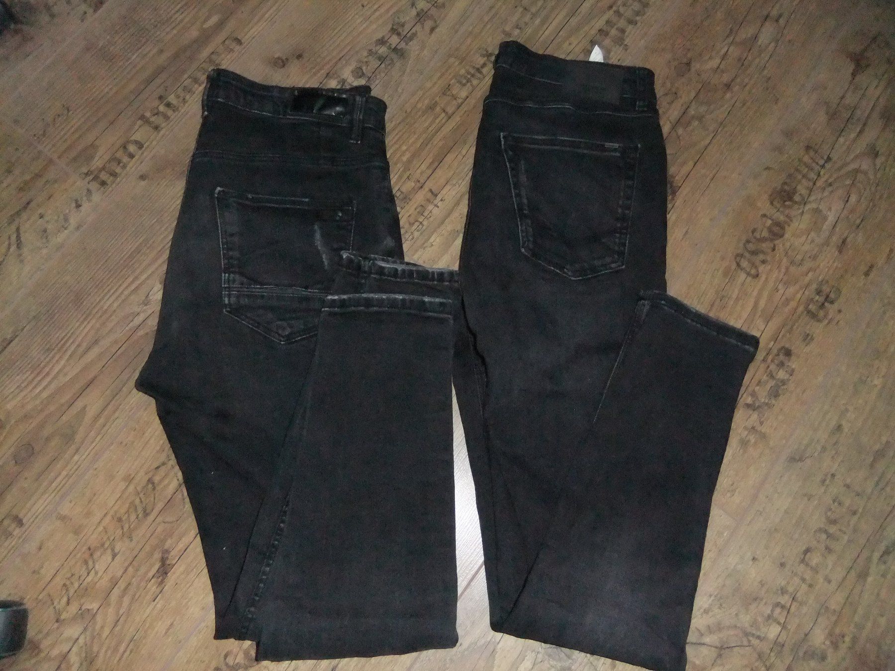 Pull&Bear Jeans: 2 Jeans Pull&Bear Gr. 42/32 – Gebraucht aus Schleitheim von cabrio58 1
