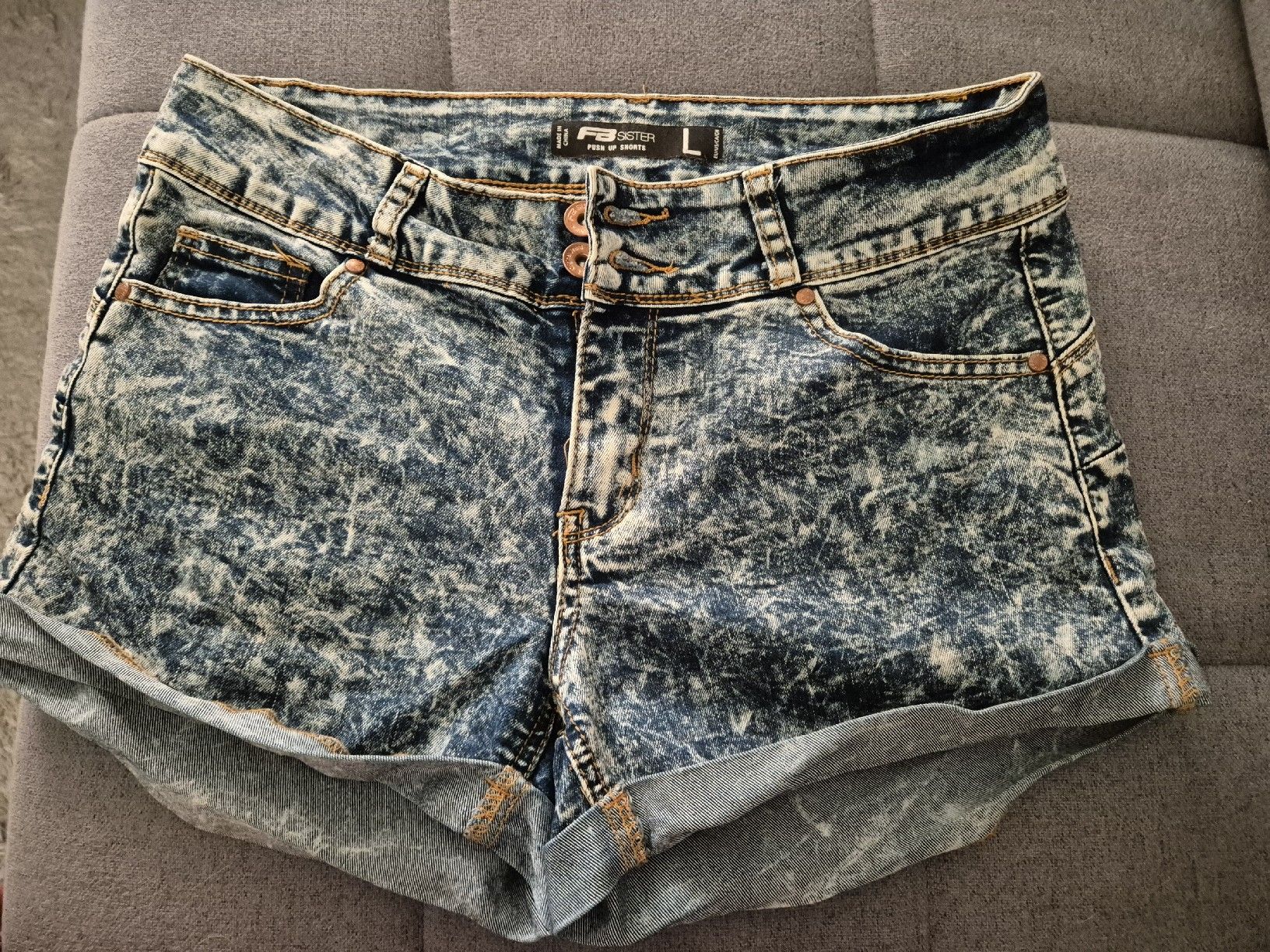 Jeans: Hotpants – Usato da Riehen venduto da Vaniisha13