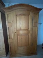 Antiker Schrank