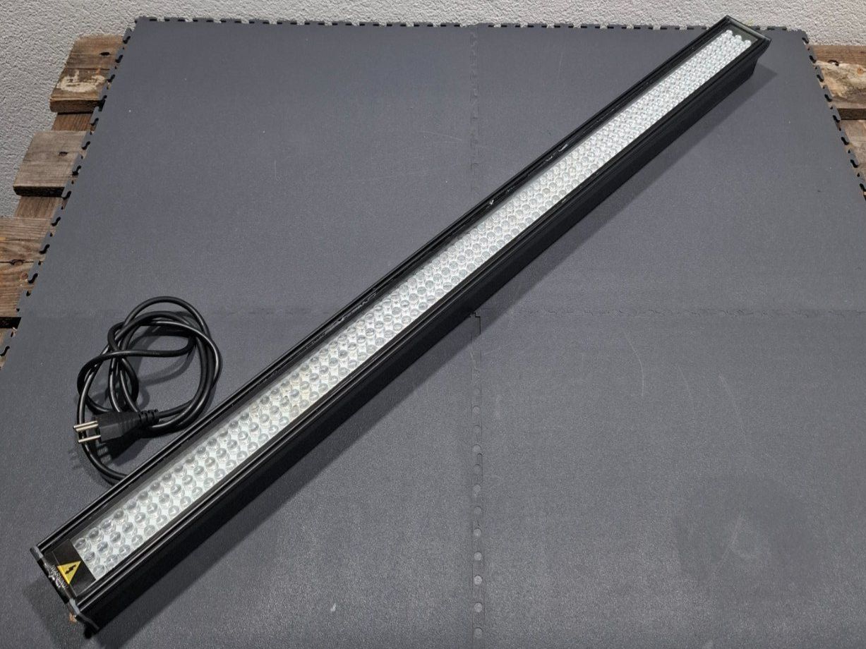 Lampade: Rampe LED Wall Washer DMX RGB 100cm – Usato da Villars-Ste-Croix venduto da pau_8fls