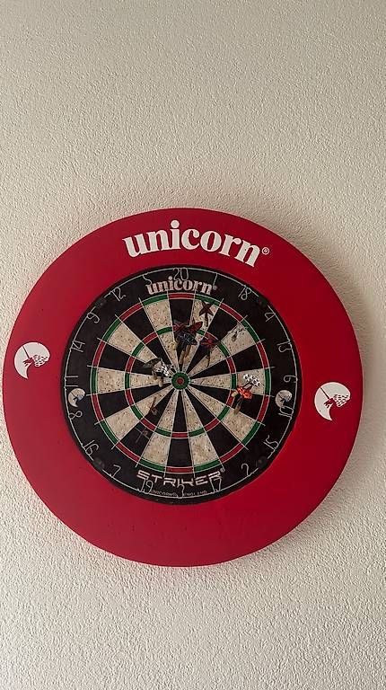 Tiro con l'arco: Unicorn Dartboard inkl. Pfeile – Usato da Zürich venduto da Rikardas