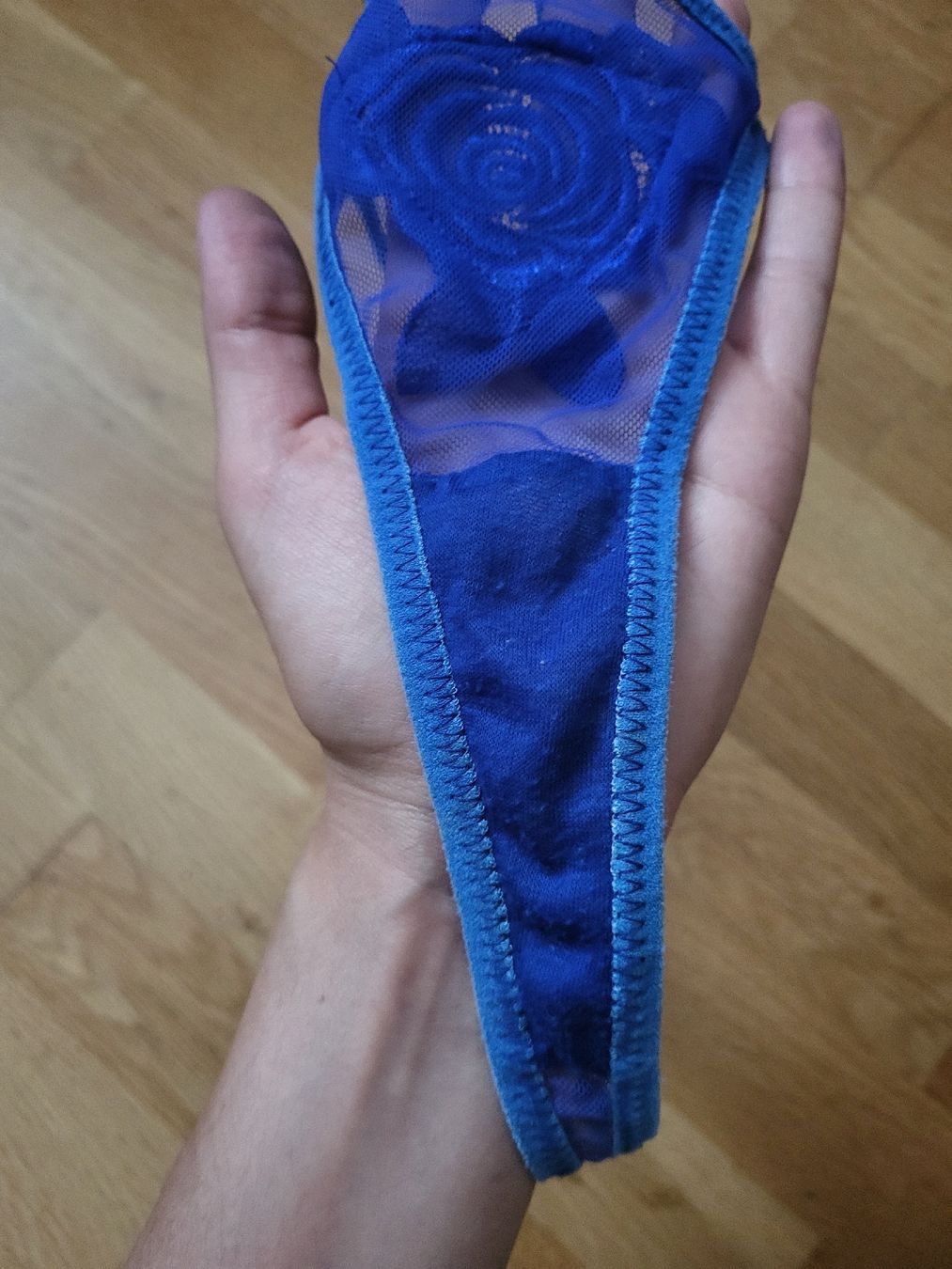 Sonstige Unterwäsche: Blauer String – Gebraucht aus Zürich von sahaara01 3