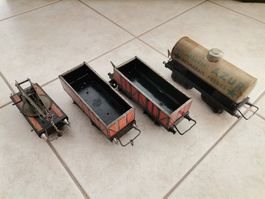 Ensemble de quatre wagons train de marchandises JEP