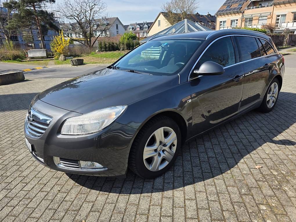 Autos: Opel Insígnia 2.0 CDTI 130 CV – Gebraucht aus Goldau von AntonioNeto 1