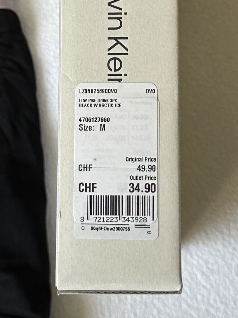Calvin Klein Pantalons: Calvin klein Shorts Grösse M – Neuf (Voir description) à Maienfeld par tobeyl2020 1