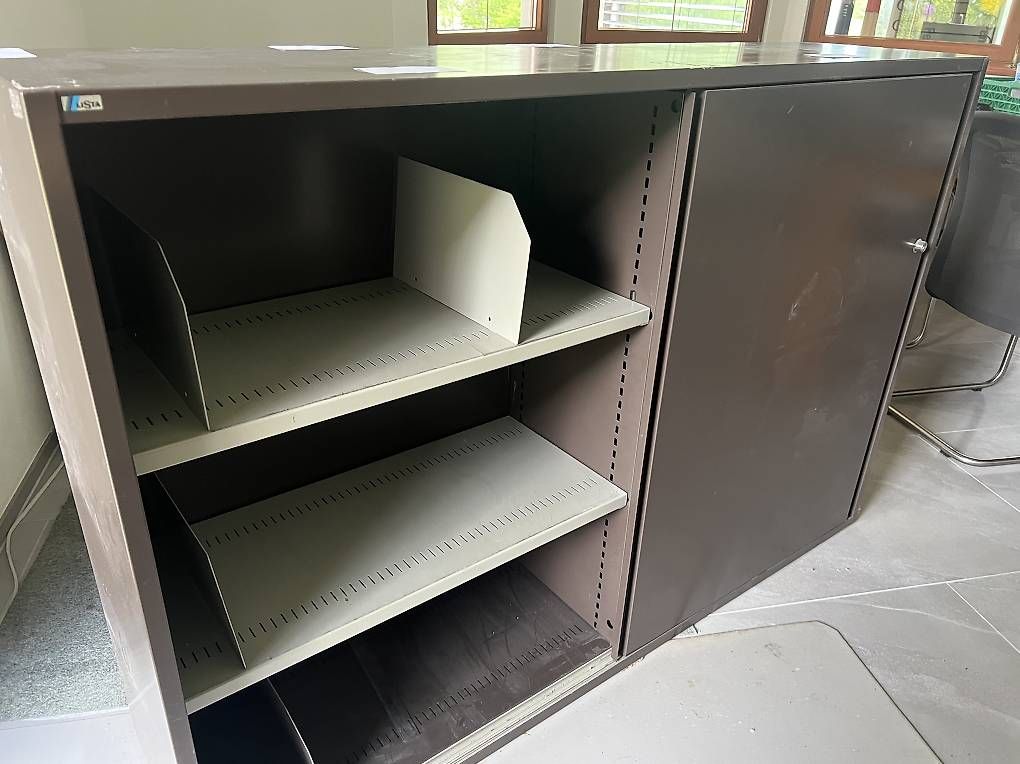 Armadi: Lista Aktenschrank aus Metall – Usato da Appenzell-Steinegg venduto da 200162 1
