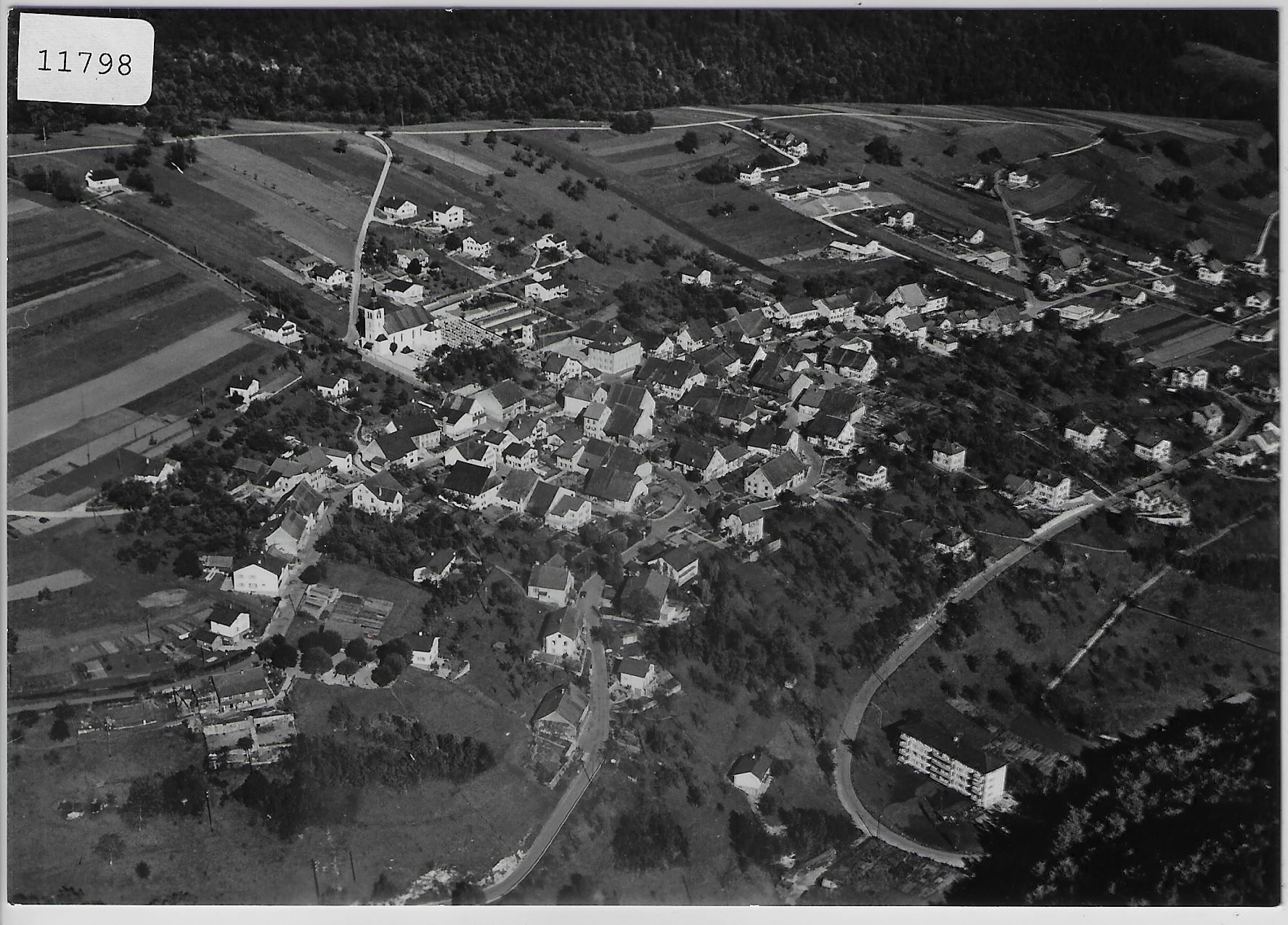Cartoline postali: Flugaufnahme Liesberg-Dorf BL – Antico da Ettingen venduto da Kartenplanet