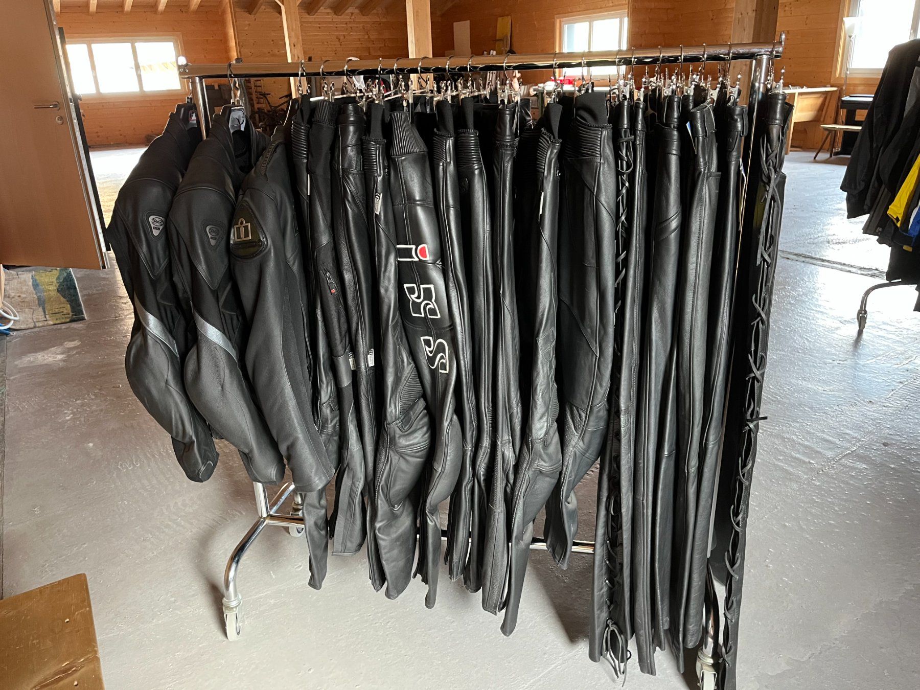 IXS Lotti di vestiti: Motorradbekleidung Restposten – Nuovo (secondo la descrizione) da Schluein venduto da susi34 8