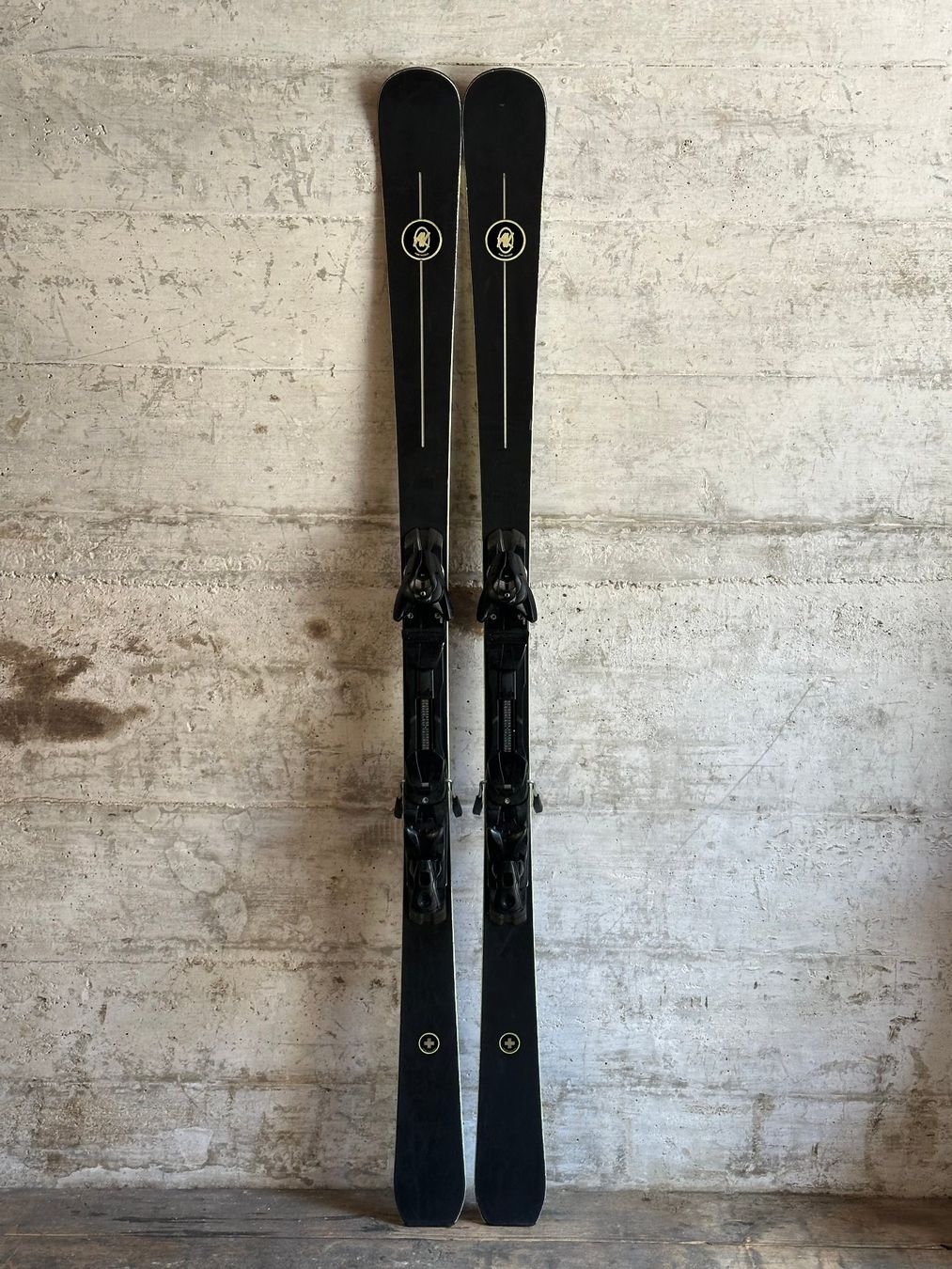 AK Ski Sci: AK Yellow Ski 170CM – Usato da Emmenbrücke venduto da karkarkar