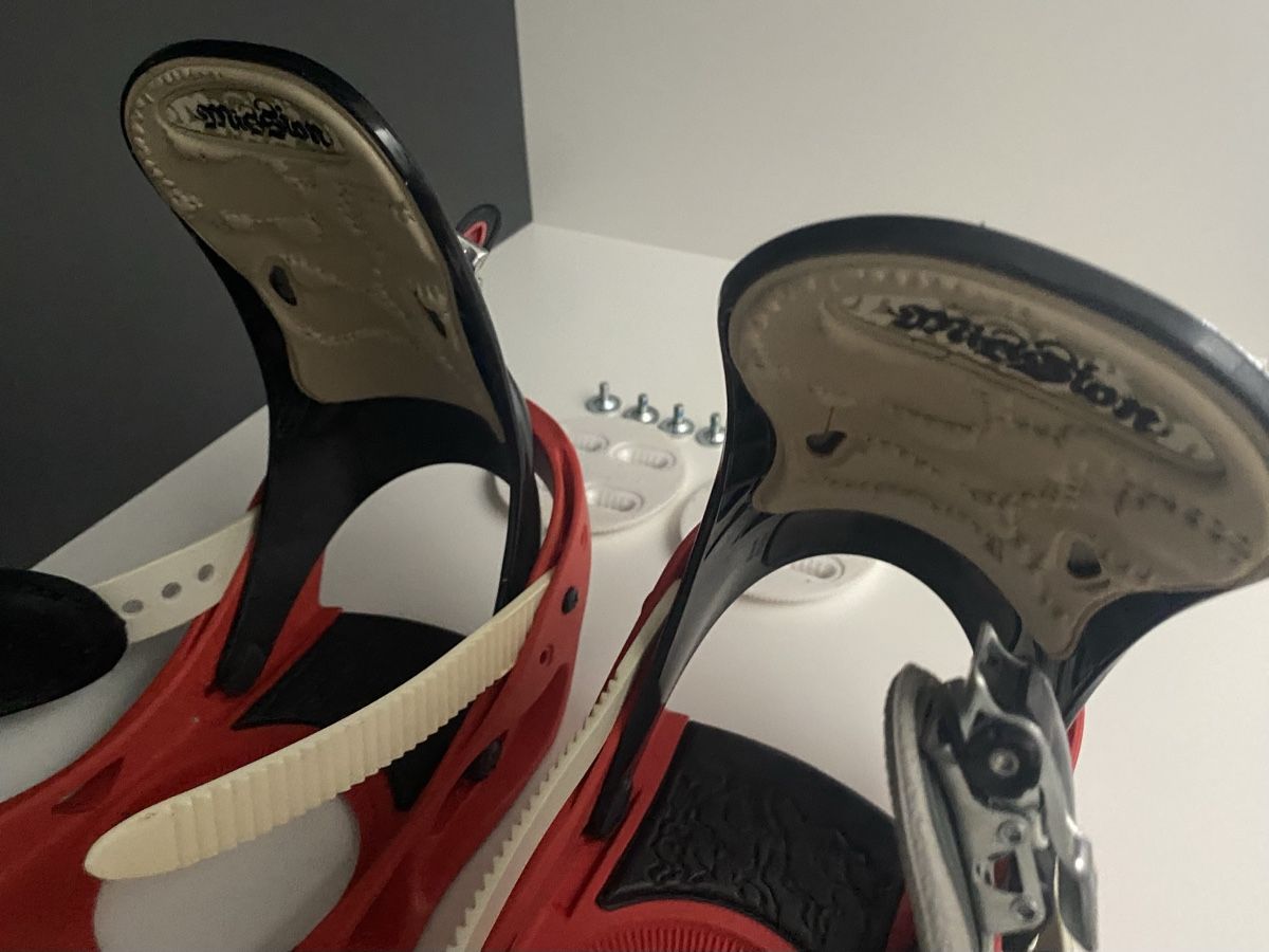Burton Herrenschuhe: Burton Snowboard Bindungen, Rot/Schwarz – Gebraucht aus Hergiswil LU von FcMalkov 3