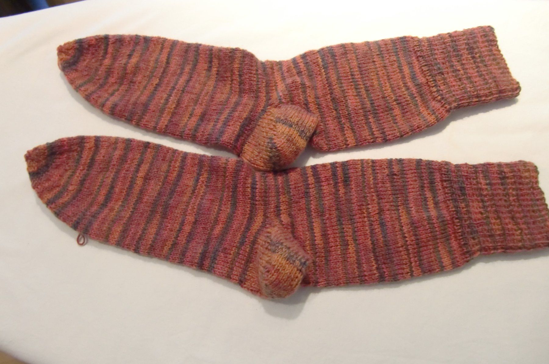 Calze: handgestrickte Socken Grösse 40/41 – Nuovo e nell'imballaggio originale da trüllikon venduto da marie2004