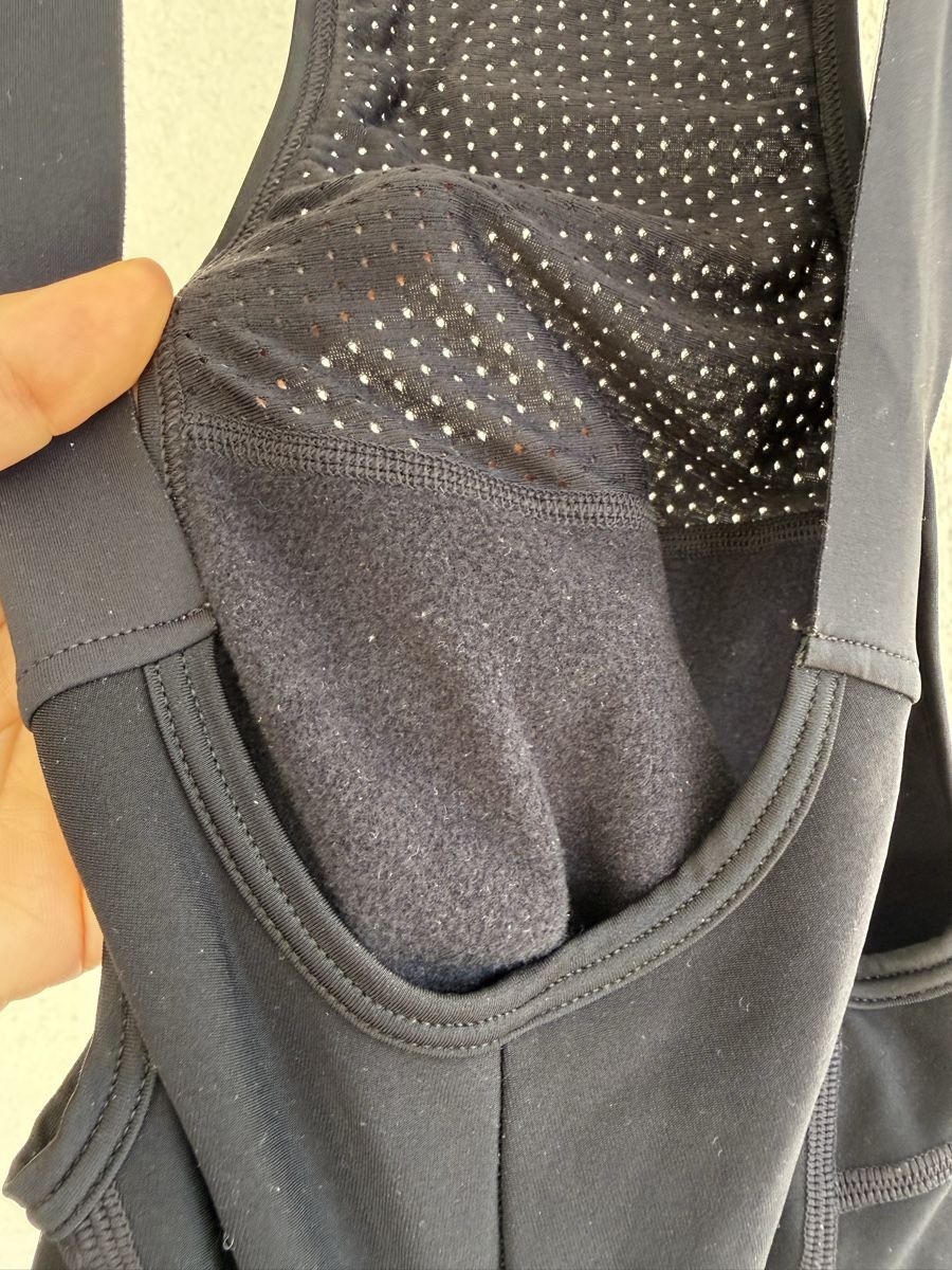 Pas Normal Studios Pantaloni: PNS short fleece bib – Usato da Benglen venduto da car_nct9 2