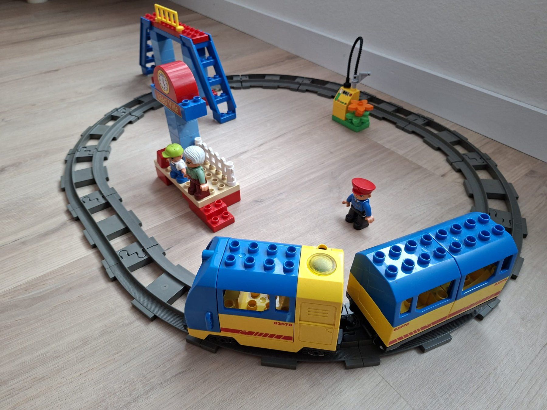 Lego Giocattoli: Lego Duplo elektrische Eisenbahn 5608 – Usato da Wittenbach venduto da Gugielmo 2