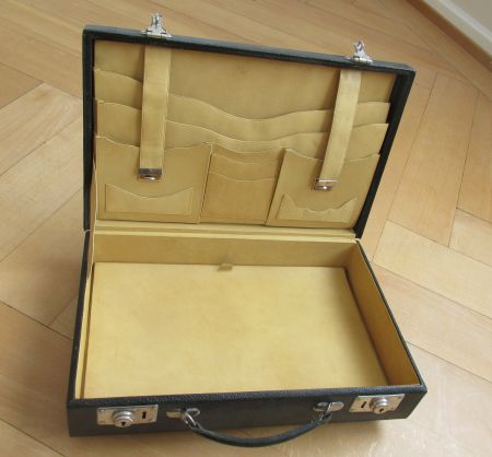 kleiner Leder - Koffer / Aktenkoffer / Vintage