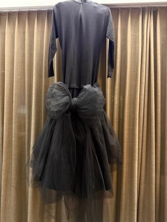 Stunning Black Tulle Dress - Perfect for Autumn Events!