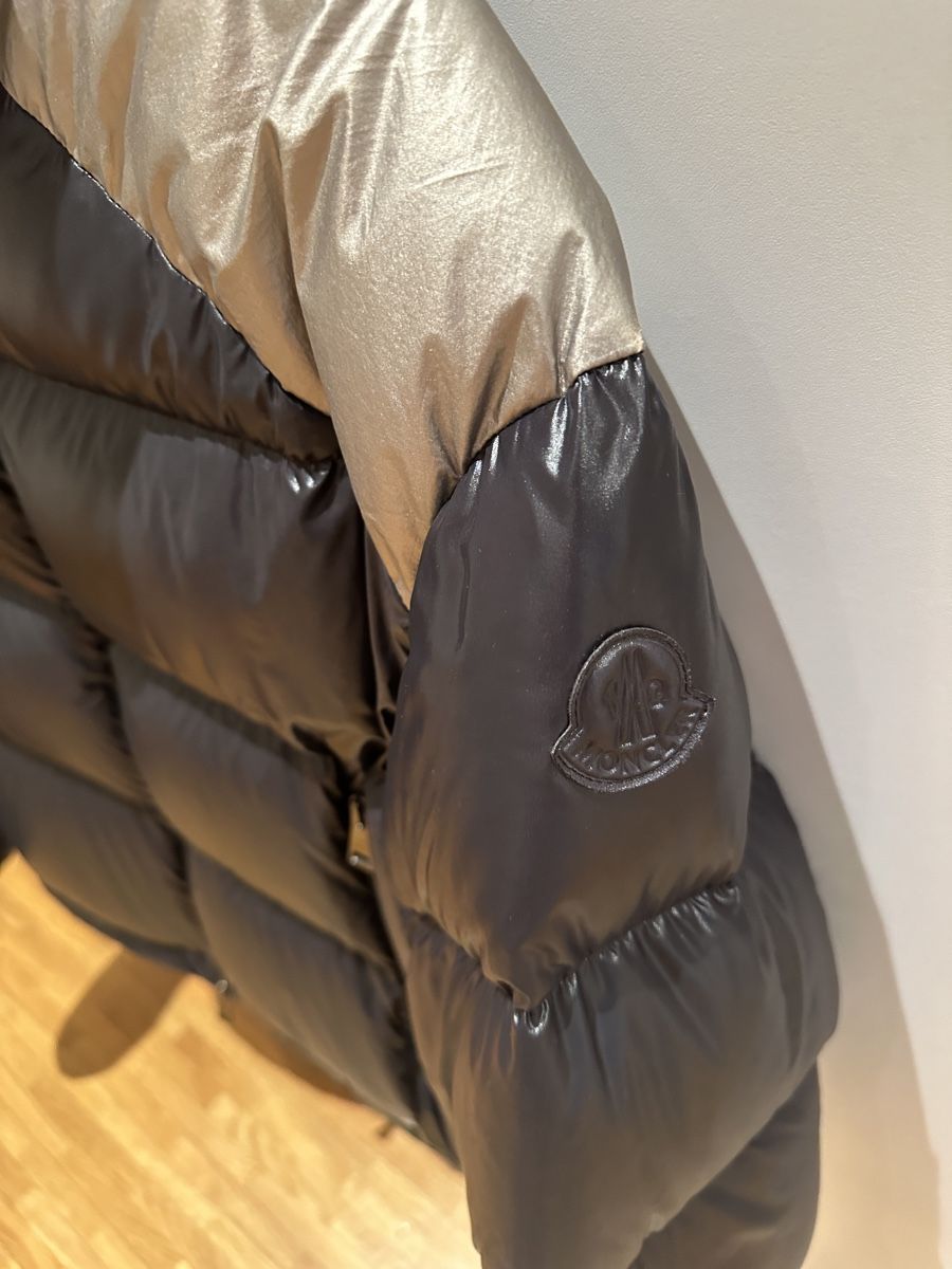 Moncler Giacche: Moncler Jacke Damen – Usato da Ebikon venduto da amaxandx 3