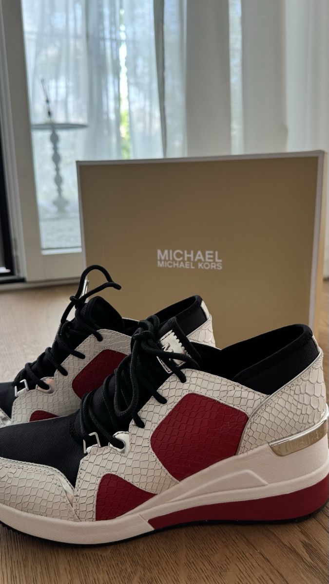 Michael Kors Scarpe da uomo: Michael Kor Liv Trainer Sneakers – Nuovo e nell'imballaggio originale da Zürich venduto da yan_5ydb