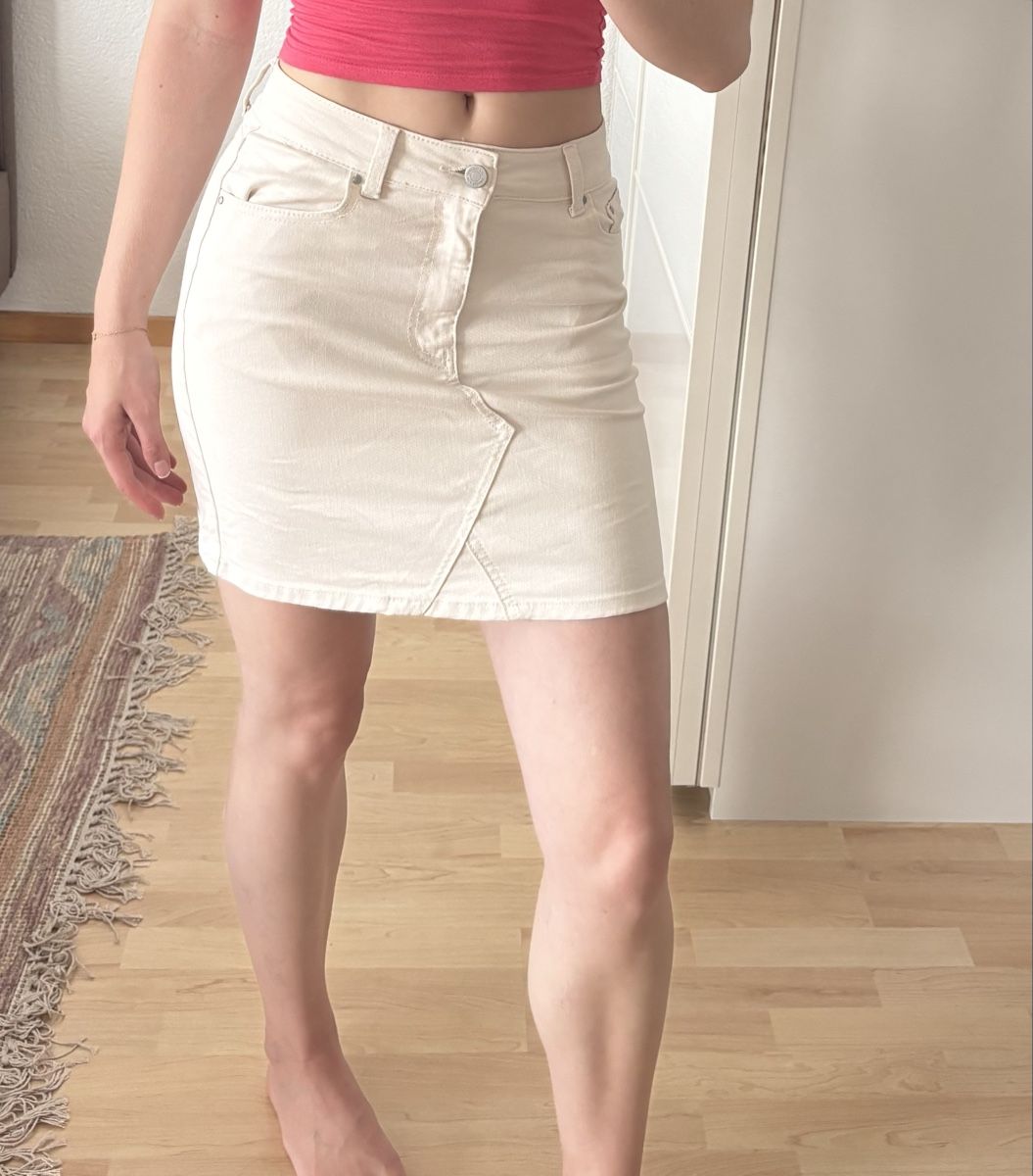 Vila Gonne: Sommer Minirock von Vila, Beige, Grösse 38 – Usato da Wabern venduto da est_jw6s